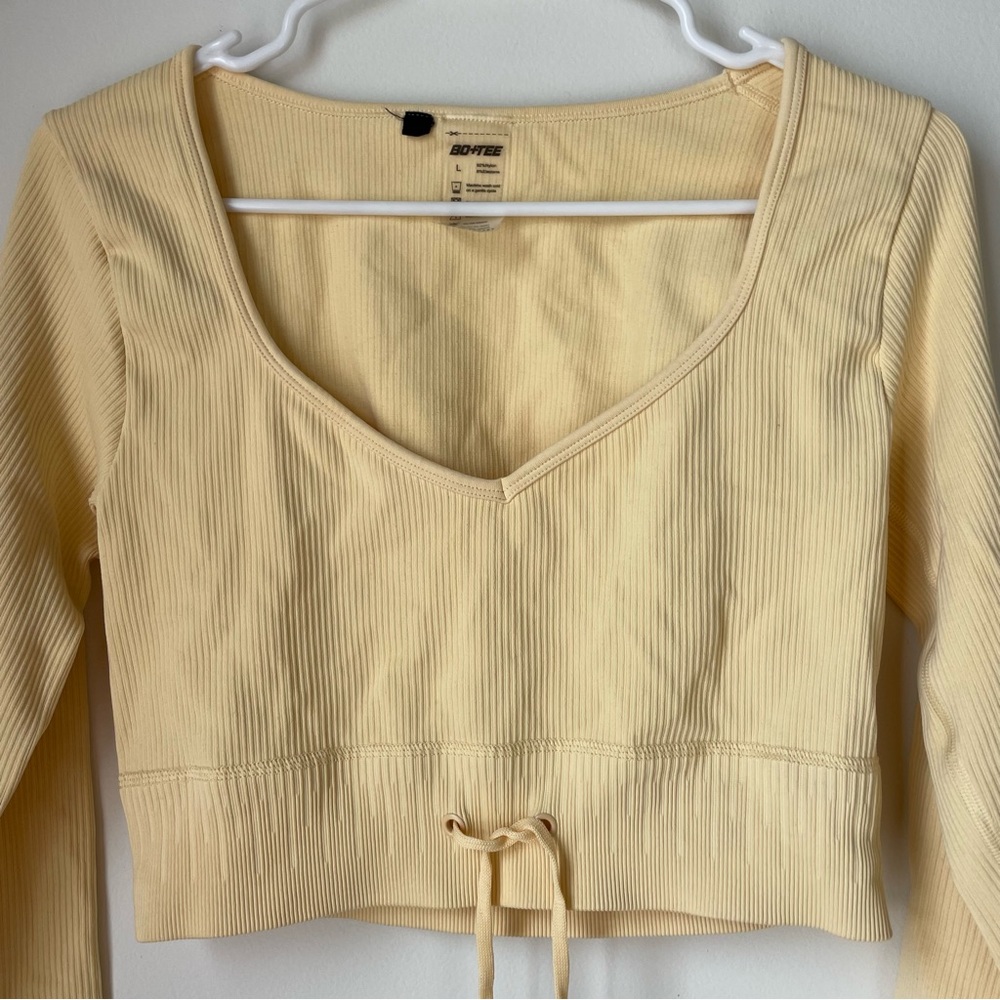 Bo + Tee Ribbed Long Sleeve Active Crop Top - Picture 4 of 7